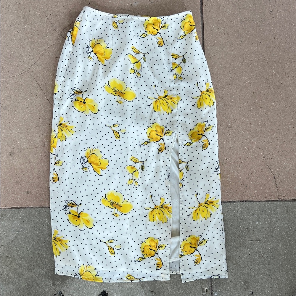 Abercrombie & Fitch Yellow Floral Pencil Skirt
